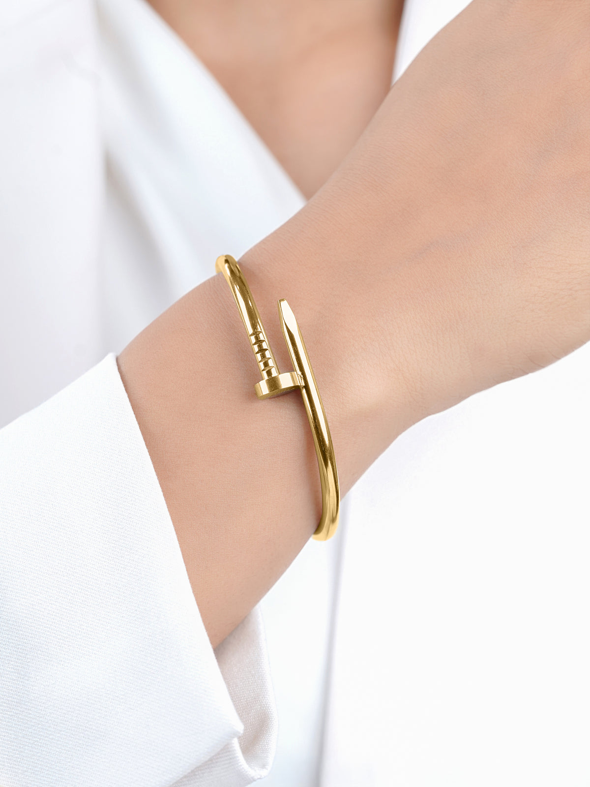 Zayden Solid Nail Women's Bracelet